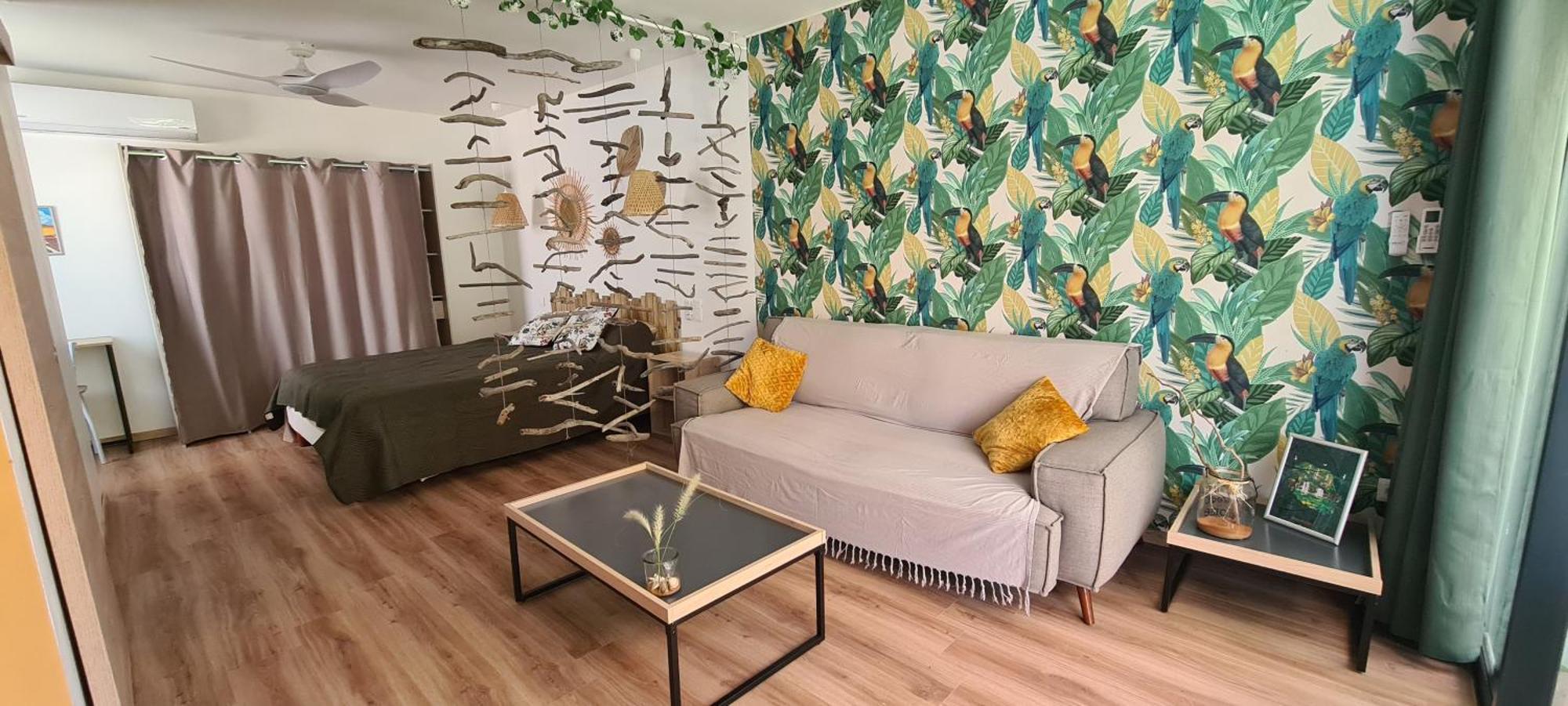 Coquet Appartement A 50 M Du Lagon L'Etang-Sale Exterior photo